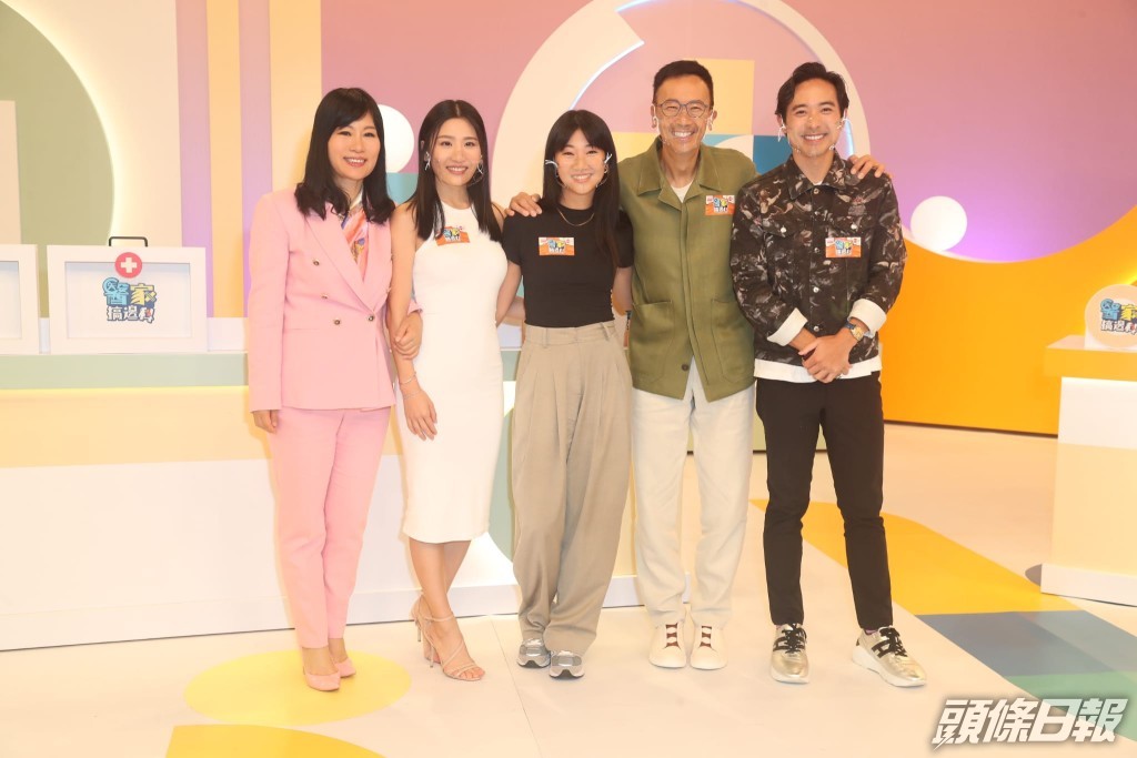 鄭瑤（中）自嘲不上鏡，故未有考慮做幕前。